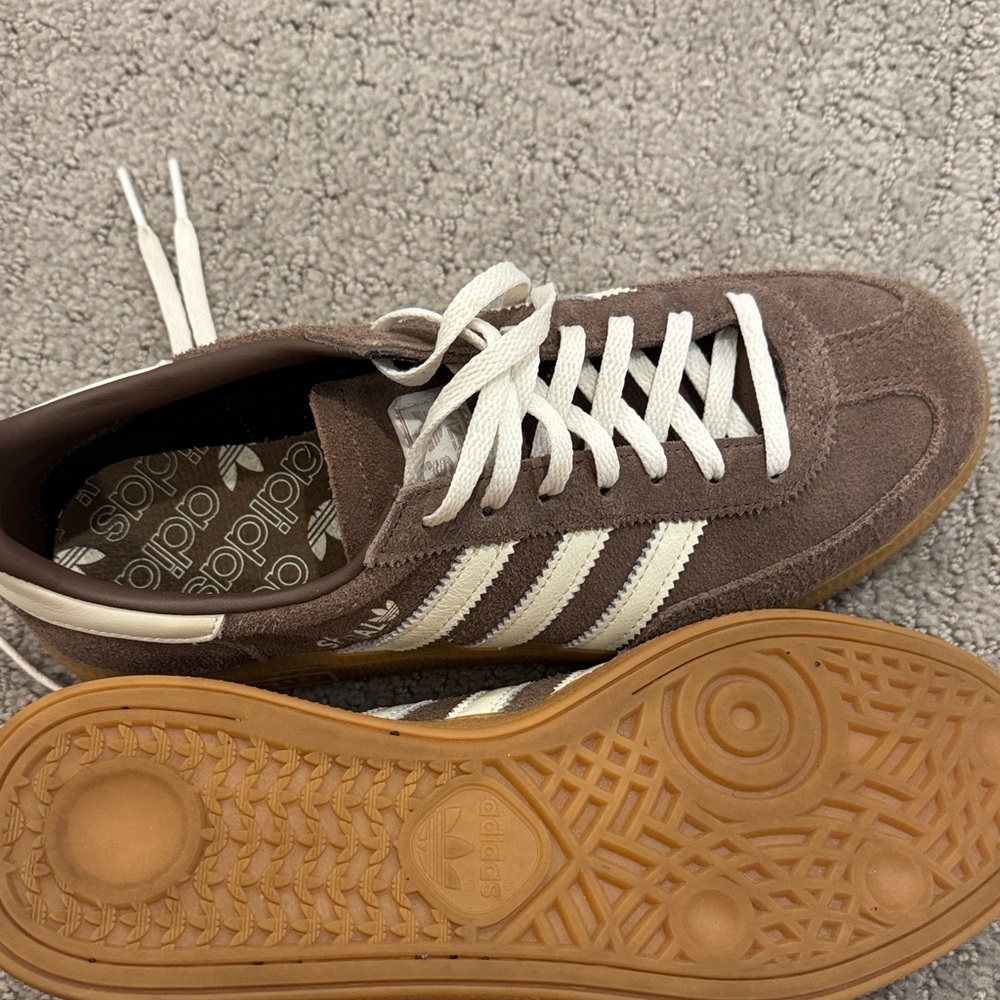 Adidas Brown Suede Shoes with Cream Accents - Picture 4 of 6